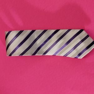 Croft & Barrow Striped Purple and White Tie